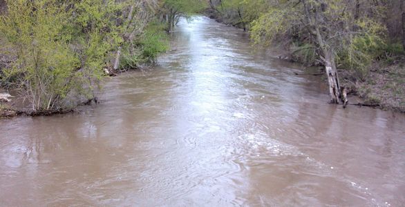 3,000 cfs at Turkey Creek near Seneca, KS on May 2, 2013. Photo by Duane Wilmes, USGS.