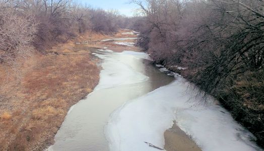 22.7 cfs at Smoky Hill River at Ellsworth, KS on Jan. 15, 2014. Photo by Travis See, USGS.