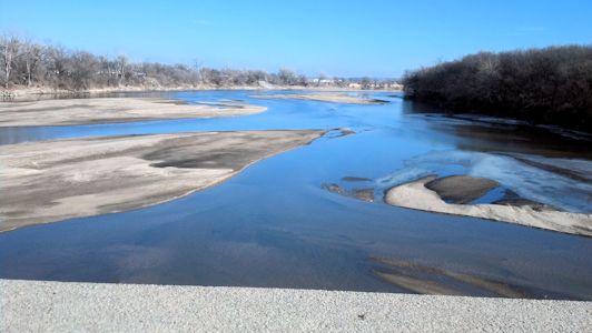 657 cfs at Kansas River at Wamego, KS on Jan. 16, 2013. Photo by Arin Peters, USGS.