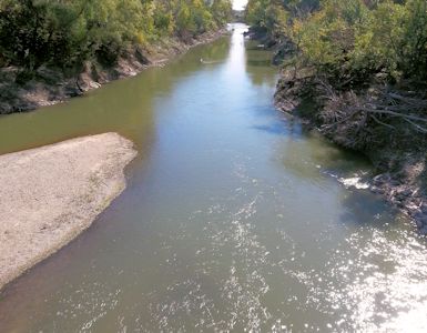 New site at Cottonwood River at Emporia, KS on Oct. 21, 2013. Photo by Anita Kroska, USGS.